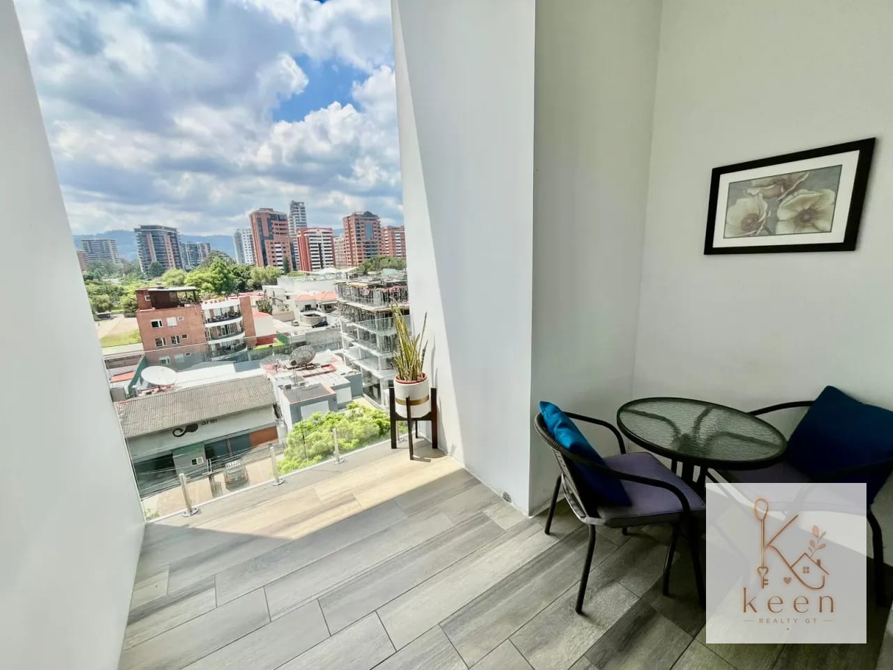 APARTAMENTO AMUEBLADO EN VENTA EDIFICIO NARAMA ZONA 13 — Apartamento en Venta en Narama, Zona 13, Guatemala, Ciudad — foto 13 de 17