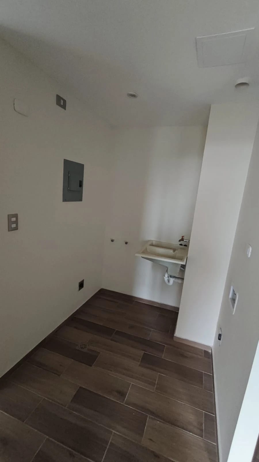 APARTAMENTO EN VENTA ZONA 11 EDIFICIO ZENTIA — Apartamento en Venta en Torre Zentia, Zona 2 Mixco, Guatemala, Ciudad — foto 4 de 6