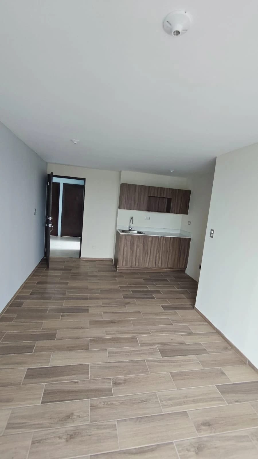 APARTAMENTO EN VENTA ZONA 11 EDIFICIO ZENTIA — Apartamento en Venta en Torre Zentia, Zona 2 Mixco, Guatemala, Ciudad — foto 3 de 6