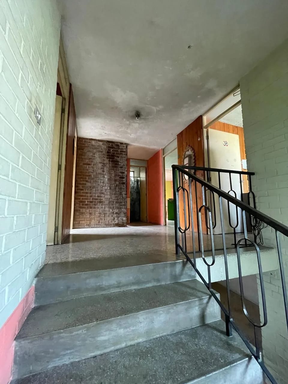 Venta de casa en Zona 11 Las Charcas de esquina fuera de garita — Casa en Venta en Las Charcas, Zona 11, Guatemala, Ciudad — foto 5 de 10