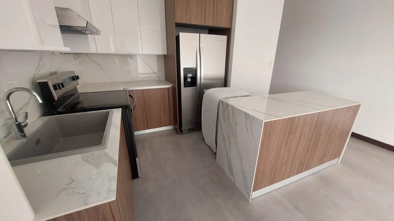 Alquiler de apartamento en zona 15 Arlés Vista Hermosa II — Apartamento en Alquiler en Arles, Zona 15, Guatemala, Ciudad — foto 4 de 13