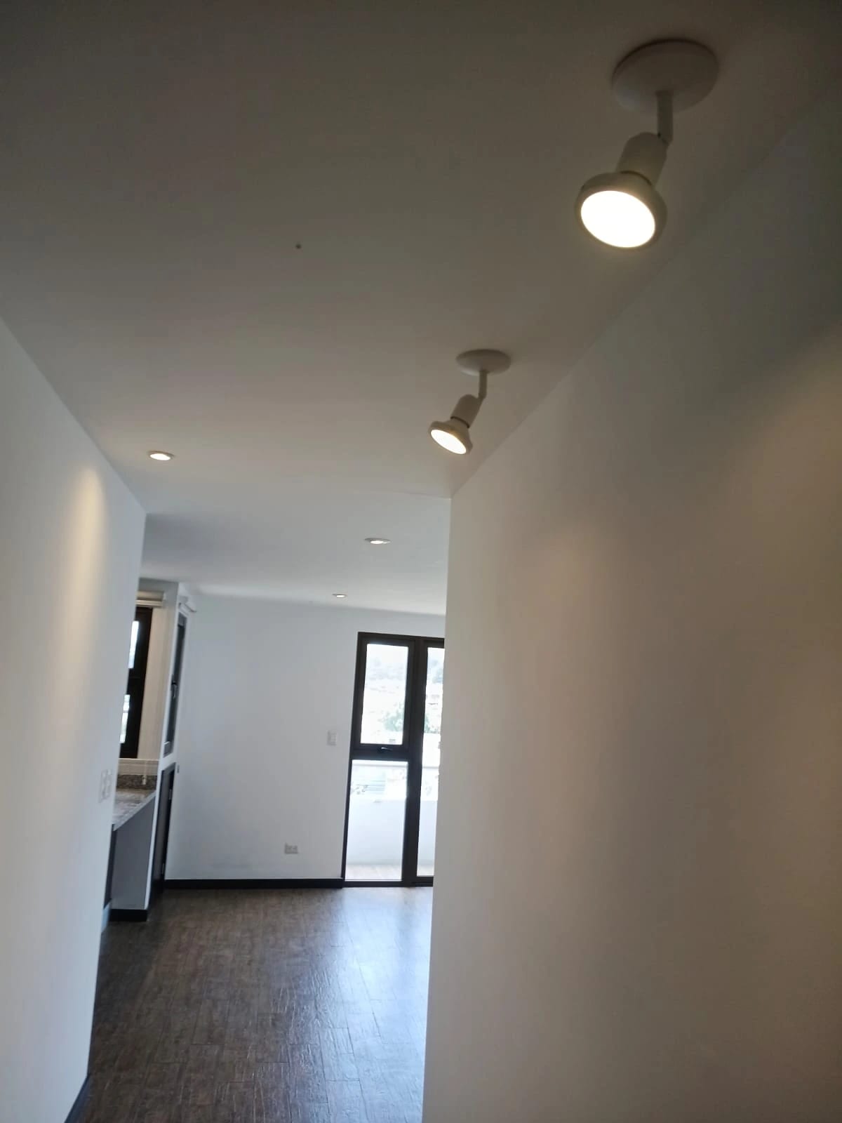 Alquiler de apartamento en zona 15 Edificio 360 de 3 dormitorios — Apartamento en Alquiler en Torre 360°, Zona 15, Guatemala, Ciudad — foto 5 de 16