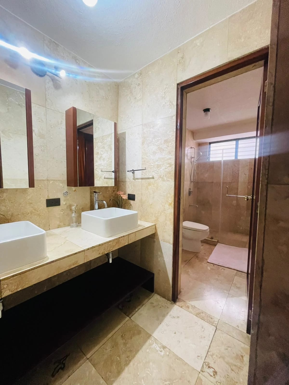 Apartamento en venta en zona 10 Moradas del Acueducto de 3 dormitorios — Apartamento en Venta en Moradas del Acueducto, Zona 10, Guatemala, Ciudad — foto 11 de 17