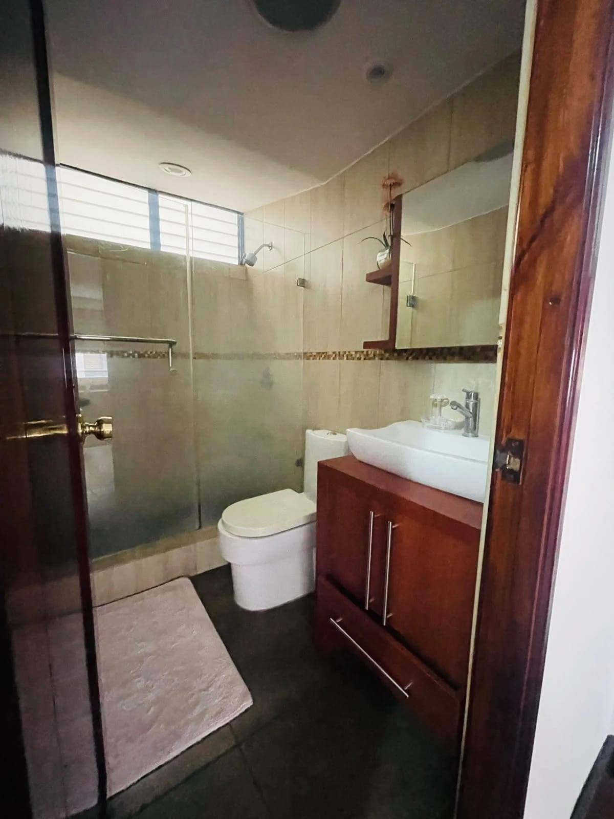 Apartamento en venta en zona 10 Moradas del Acueducto de 3 dormitorios — Apartamento en Venta en Moradas del Acueducto, Zona 10, Guatemala, Ciudad — foto 4 de 17