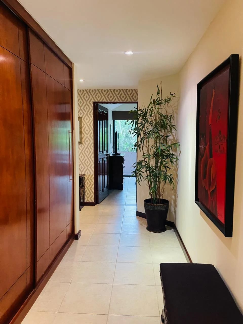 Venta de Amplio apartamento en zona 14 Bonaire, 3 dormitorios y dormit — Apartamento en Venta en Bonaire, Zona 14, Guatemala, Ciudad — foto 6 de 17