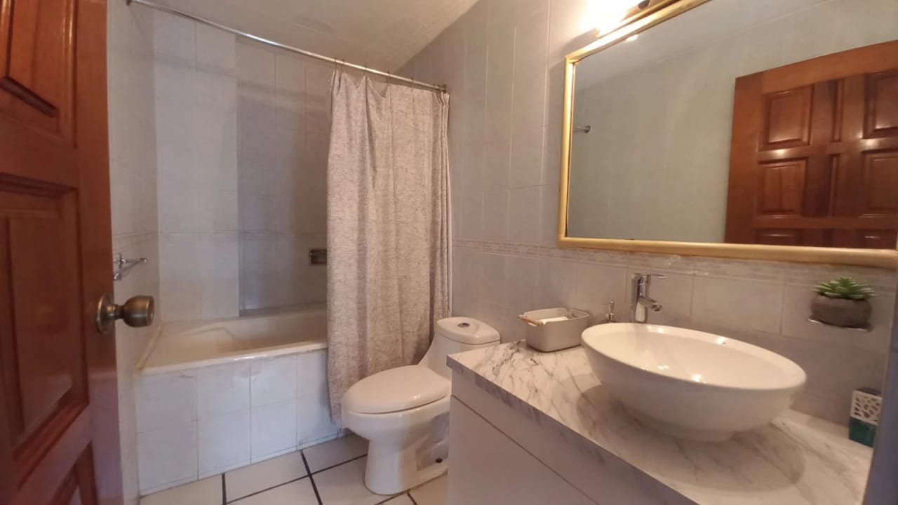 Venta de Apartamento en zona 14 Ibiza 2 dormitorios y estudio — Apartamento en Venta en Ibiza, Zona 14, Guatemala, Ciudad — foto 9 de 17