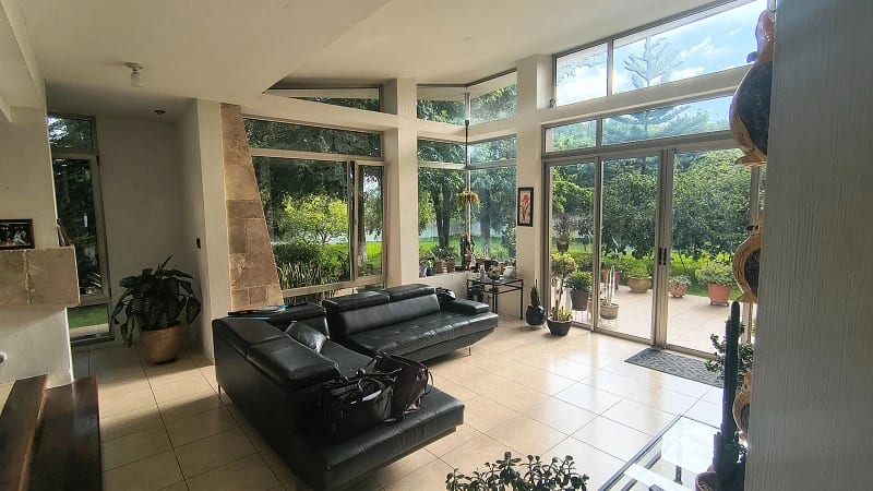 Venta de Casa con Amplio Terreno en San Lucas Choacorral — Casa en Venta en San Lucas Sacatepéquez, Sacatepéquez — foto 3 de 13