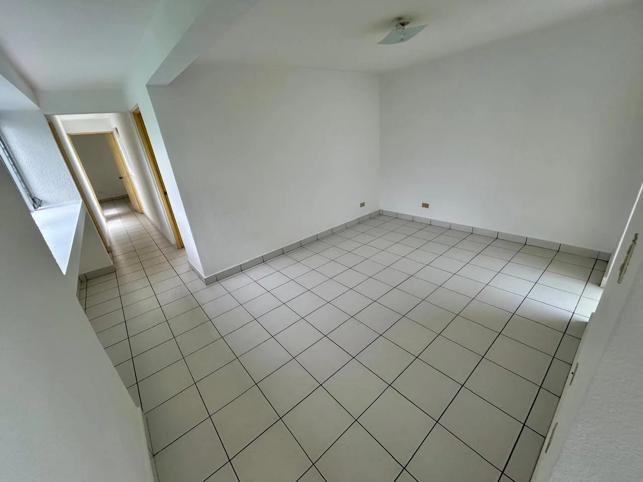 Venta de Apartamento en zona 15 Colonia Tecun Uman de 3 dormitorios — Apartamento en Venta en Zona 15, Guatemala, Ciudad — foto 4 de 9