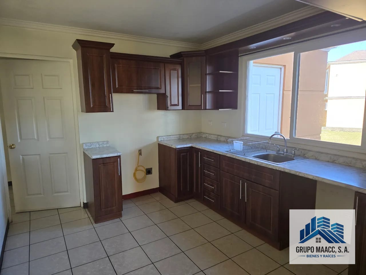 Casa en Venta San Martín de Allende KM 29.5 — Casa en Venta en Carretera a El Salvador, Guatemala, Ciudad — foto 9 de 17