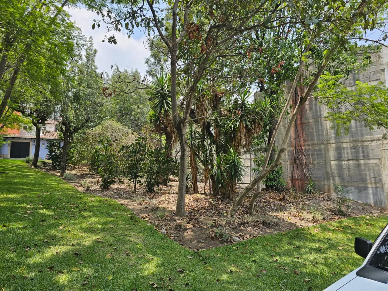 Terreno de esquina boulevard principal Bella Vista — Terreno en Venta en Jocotenango, Sacatepéquez — foto 2 de 6