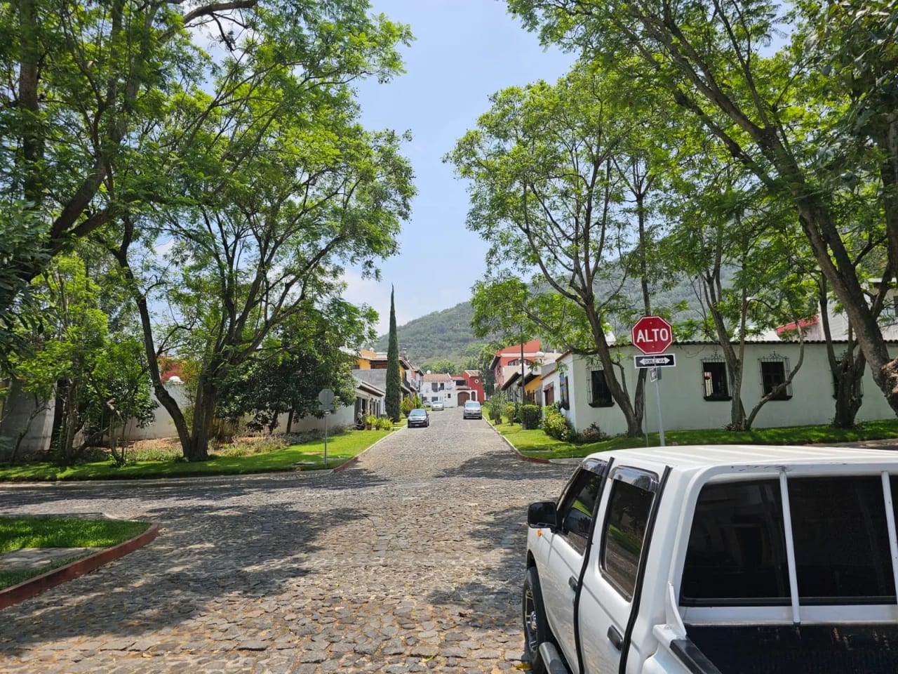 Terreno de esquina boulevard principal Bella Vista — Terreno en Venta en Jocotenango, Sacatepéquez — foto 5 de 6