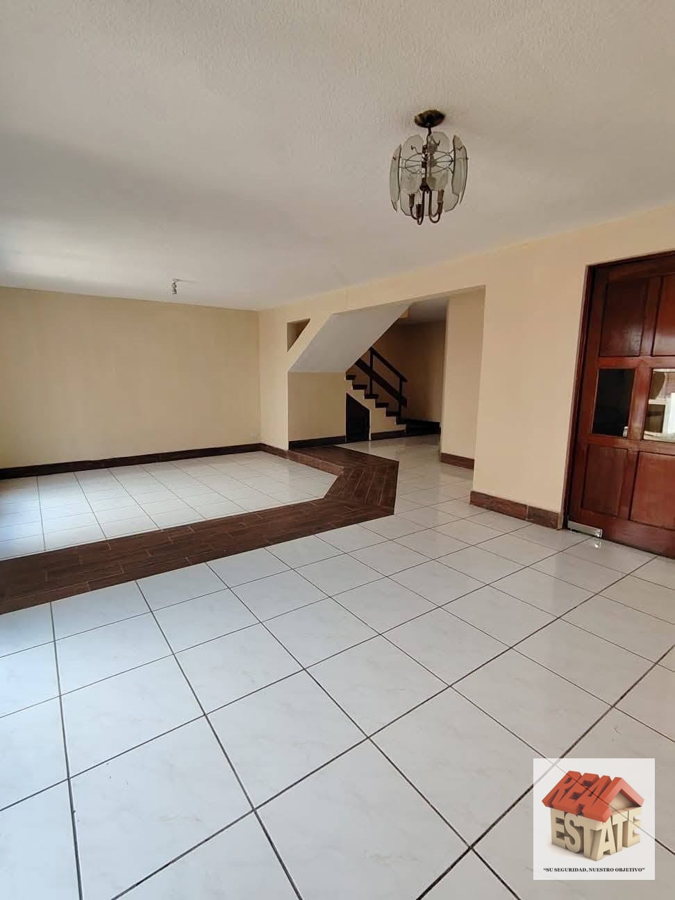 Las Charcas alquilo oficinas/vivienda 300m2 construcción — Casa en Alquiler en Las Charcas, Zona 11, Guatemala, Ciudad — foto 3 de 8