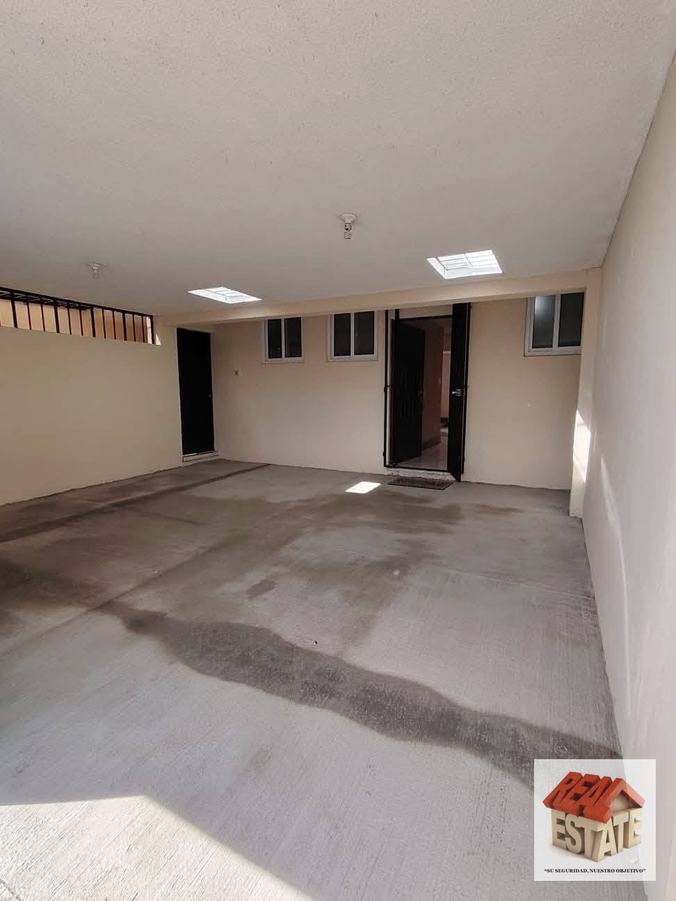 Las Charcas alquilo oficinas/vivienda 300m2 construcción — Casa en Alquiler en Las Charcas, Zona 11, Guatemala, Ciudad — foto 4 de 8