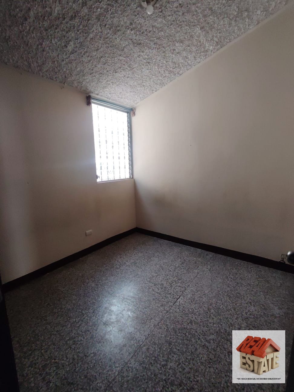 Prados Monte María vendo casa un nivel — Casa en Venta en Prados de Monte María, Zona 12, Guatemala, Ciudad — foto 6 de 11