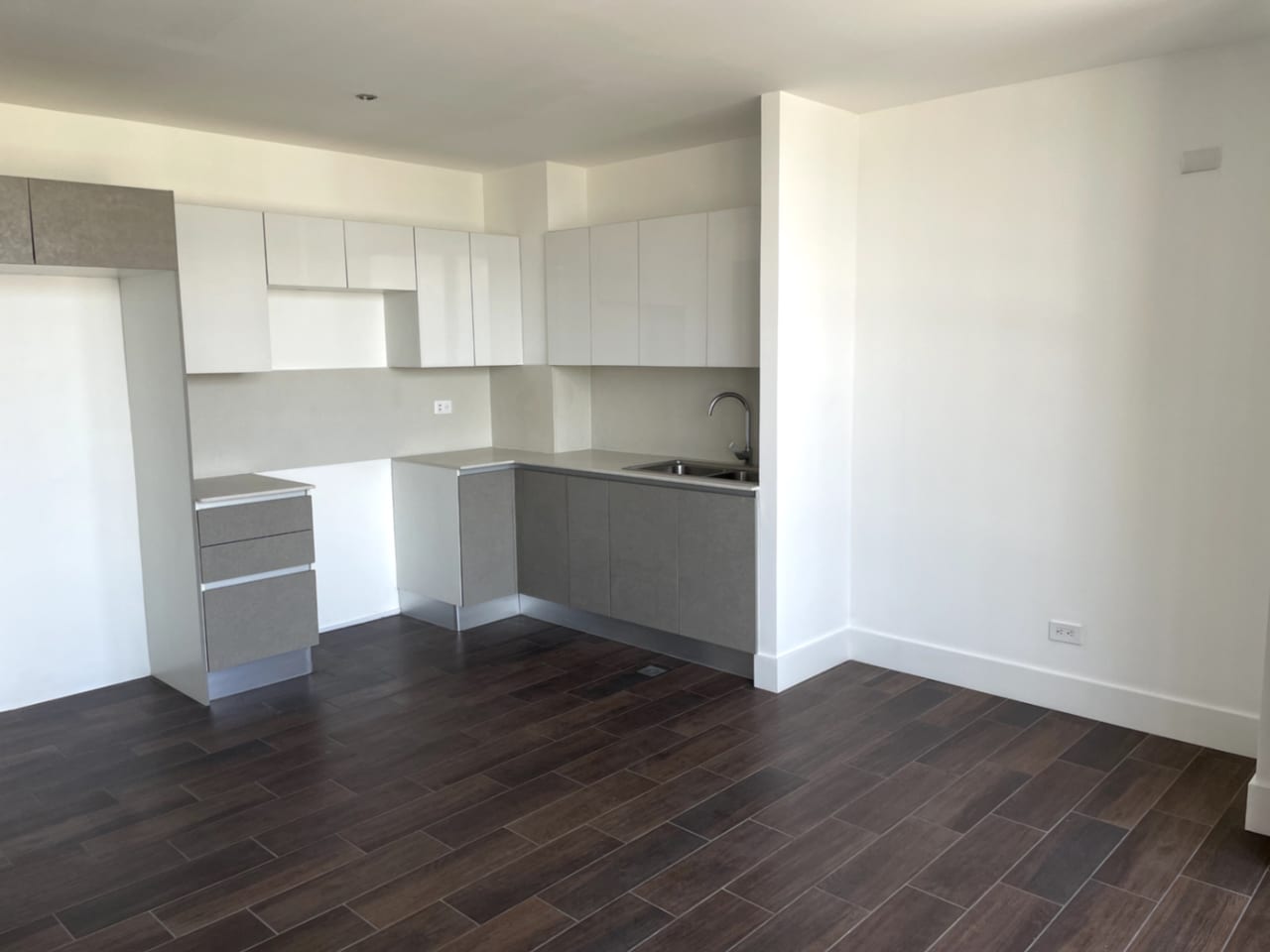 RENTO PRECIOSO APATAMENTO EN ROSELLO ZONA 13 — Apartamento en Alquiler en Rosselló, Zona 13, Guatemala, Ciudad — foto 3 de 17