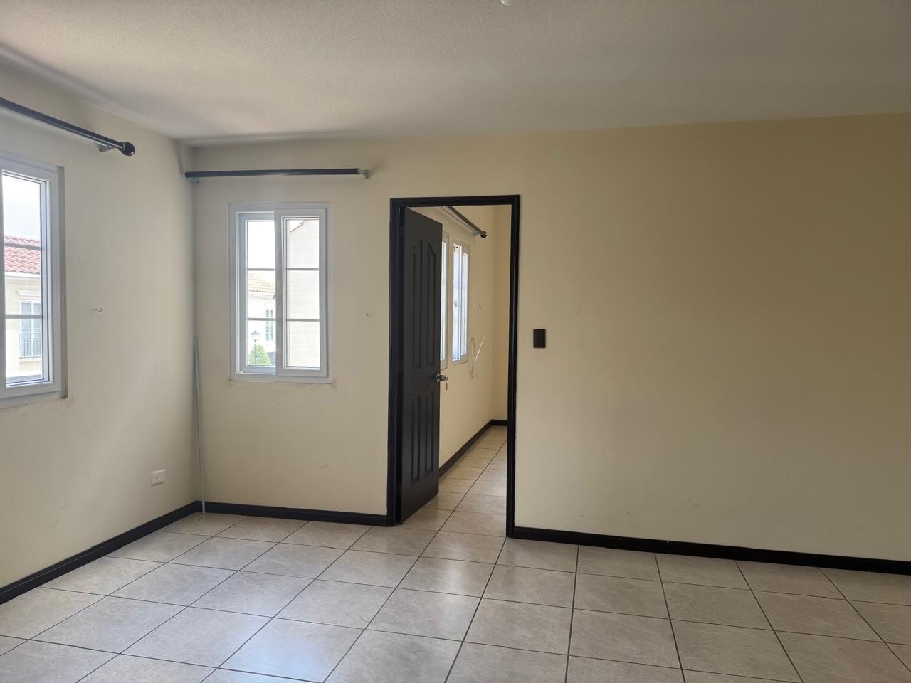 Rento Casa Navarra en Condado Naranjo, Condominio Santa Irene — Casa en Alquiler en Condado Naranjo, Zona 4 Mixco, Guatemala, Ciudad — foto 17 de 17