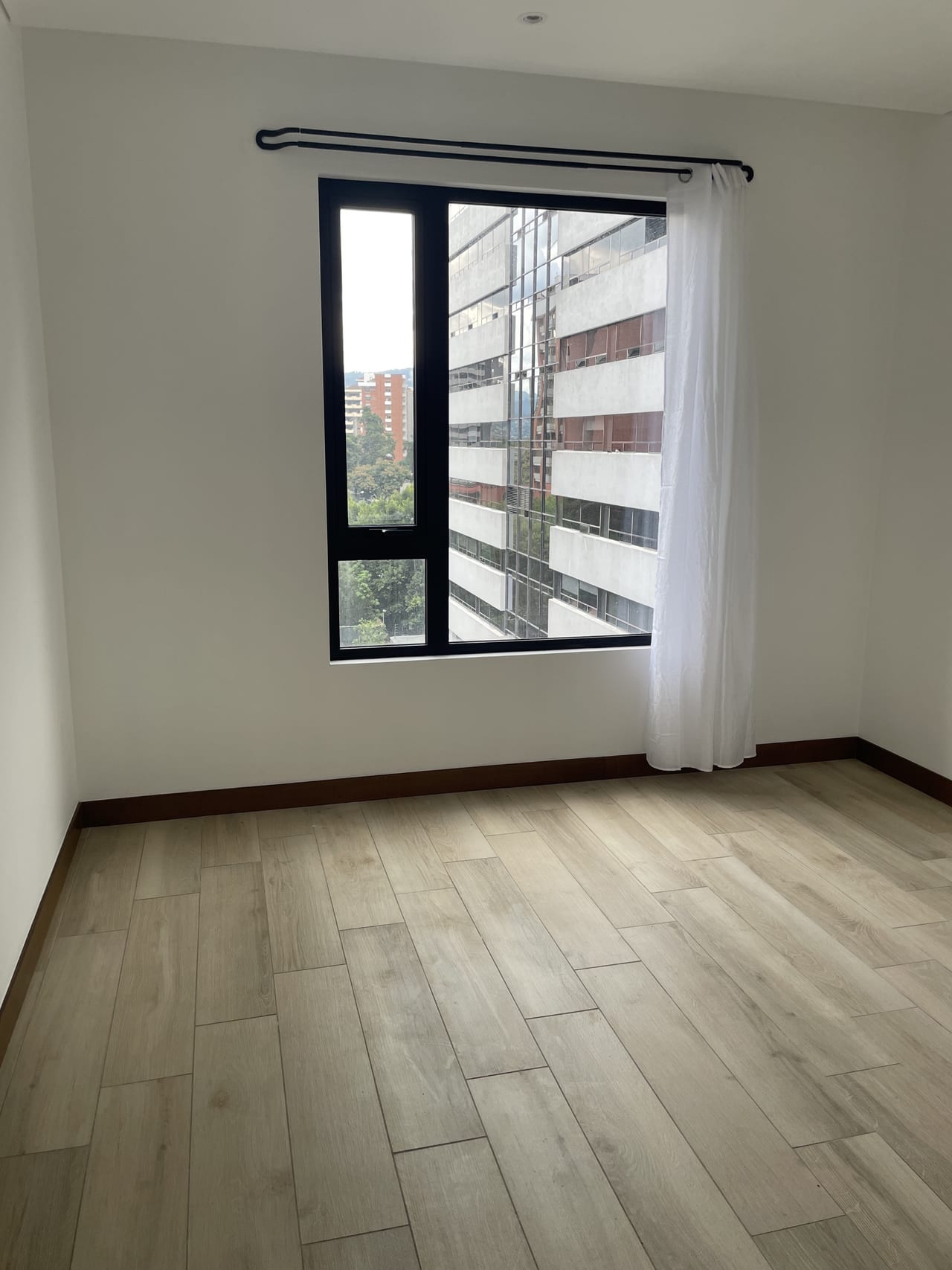 Rento Aapartamnnto Ferre 10 Guatemala — Apartamento en Alquiler en Ferré Diez, Zona 10, Guatemala, Ciudad — foto 11 de 17