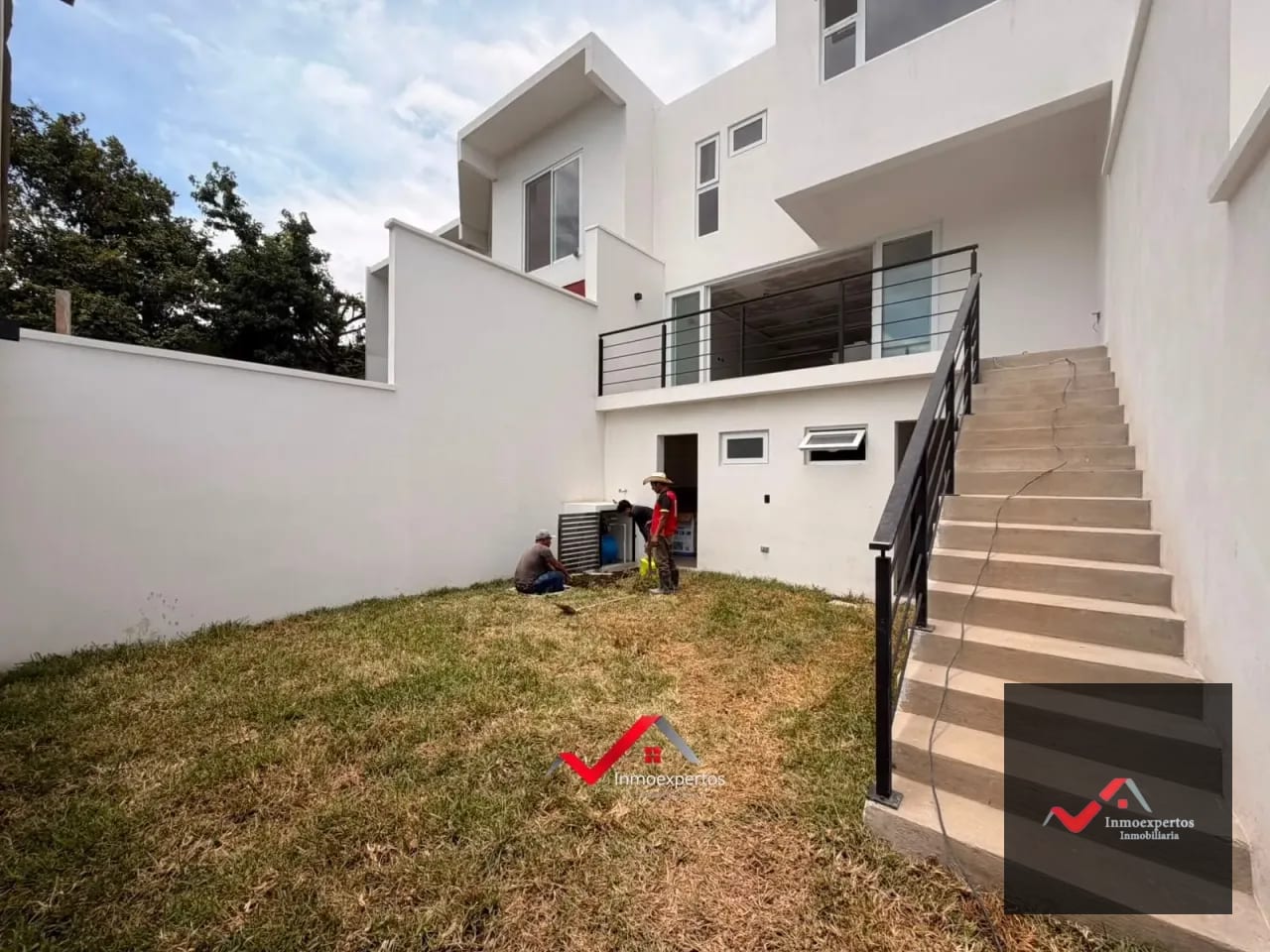 Casa en Venta | San Cristóbal, Zona 8 de Mixco – Sector B2 — Casa en Venta en Vista al Valle, Zona 8 Mixco, Guatemala, Ciudad — foto 1 de 17