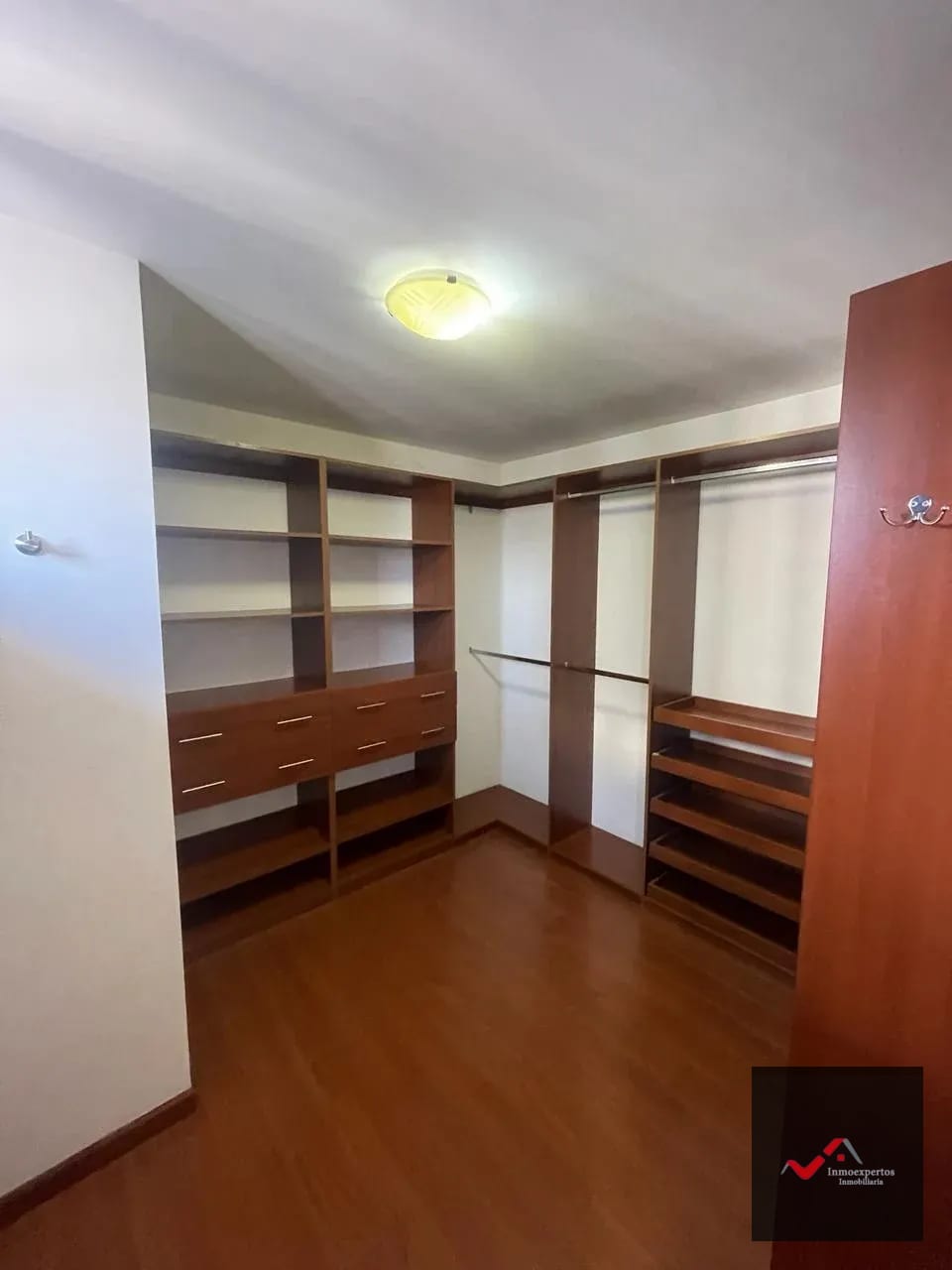 Apartamento en Renta en Botticelli II Zona 15 — Apartamento en Alquiler en Botticelli II, Zona 15, Guatemala, Ciudad — foto 1 de 17