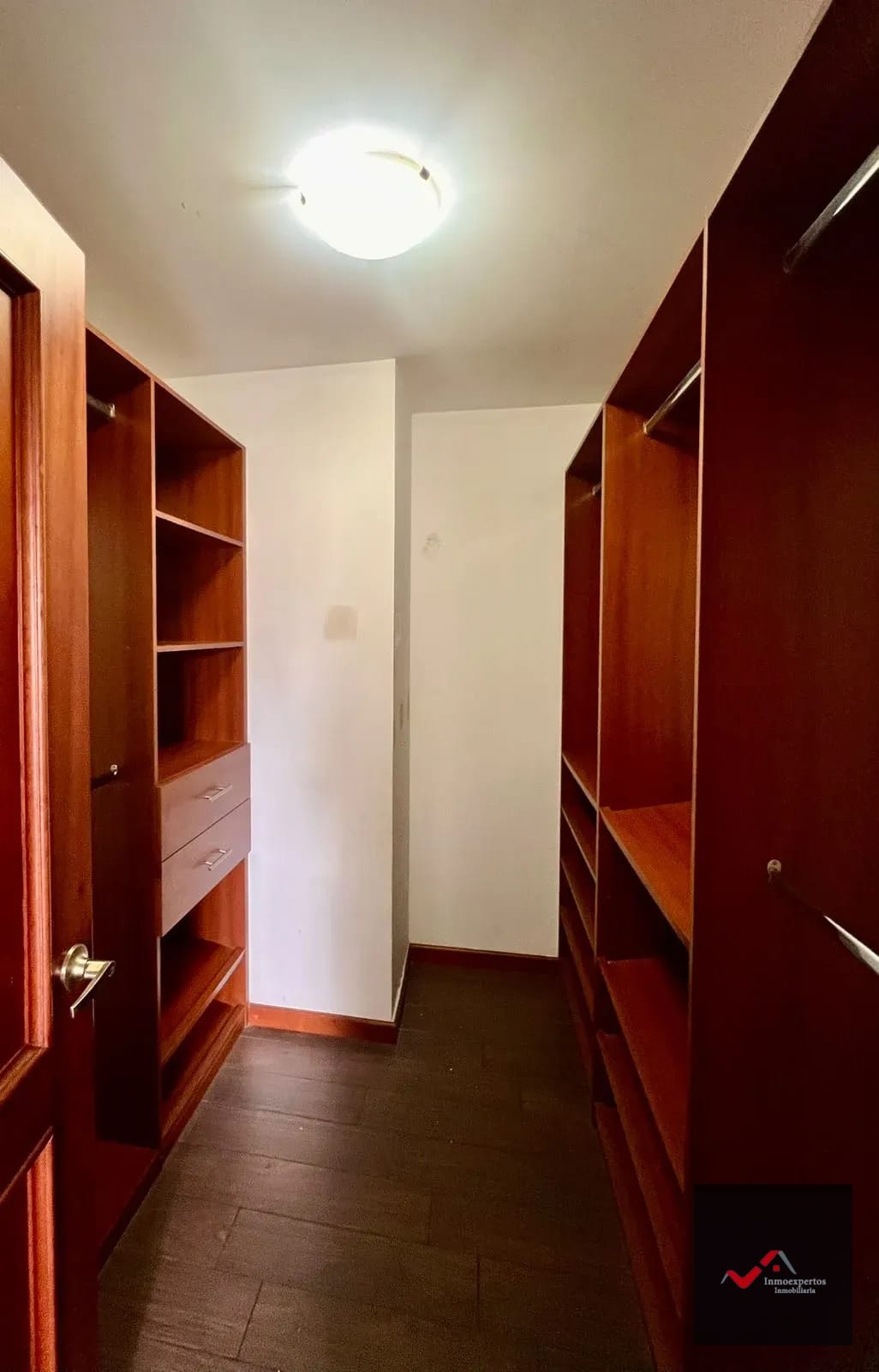 Apartamento en Renta, Zona 15 Edificio Botticelli II — Apartamento en Alquiler en Zona 15, Guatemala, Ciudad — foto 8 de 17