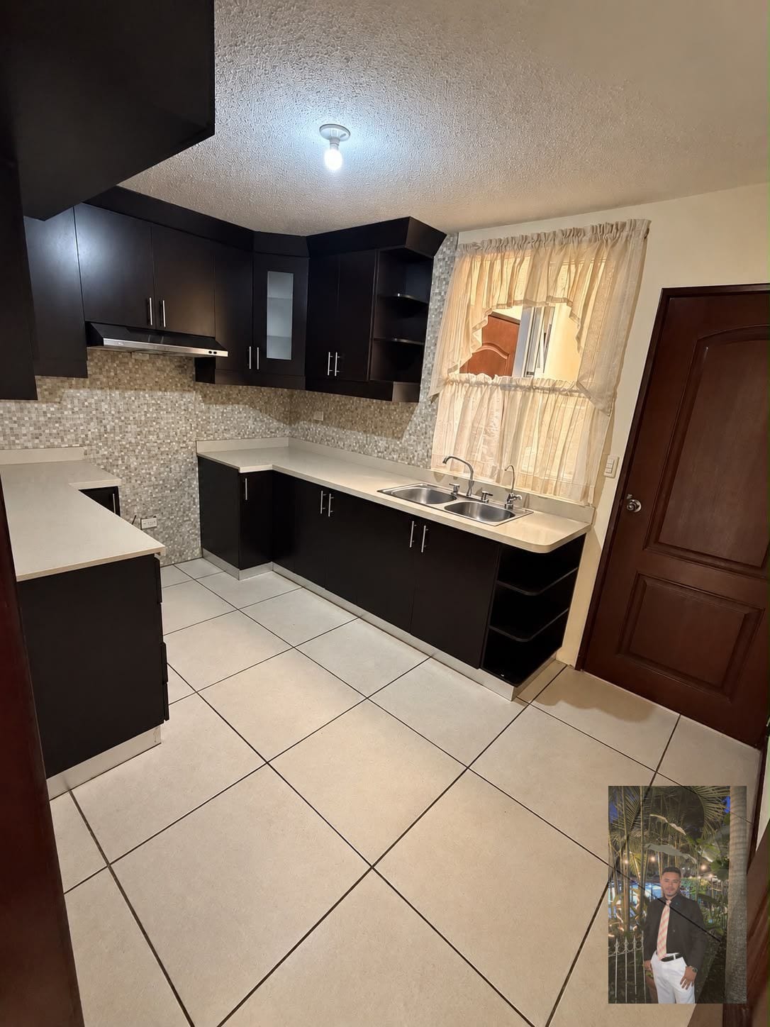 Vendo casa en villas campestre 2, km 22.7 Carretera al salvador — Casa en Venta en Carretera a El Salvador, Guatemala, Ciudad — foto 3 de 13