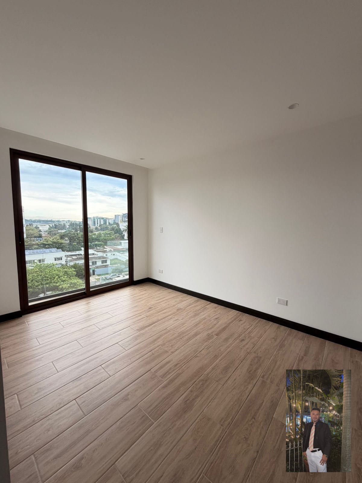 Hermoso apartamento en zona 13, edificio abitare americas — Apartamento en Venta en Zona 13, Guatemala, Ciudad — foto 9 de 9