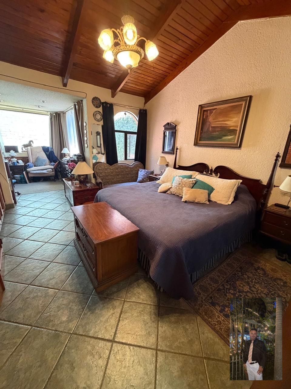 Hermosa casa en condominio zona 10 💎 — Casa en Venta en Zona 10, Guatemala, Ciudad — foto 1 de 15