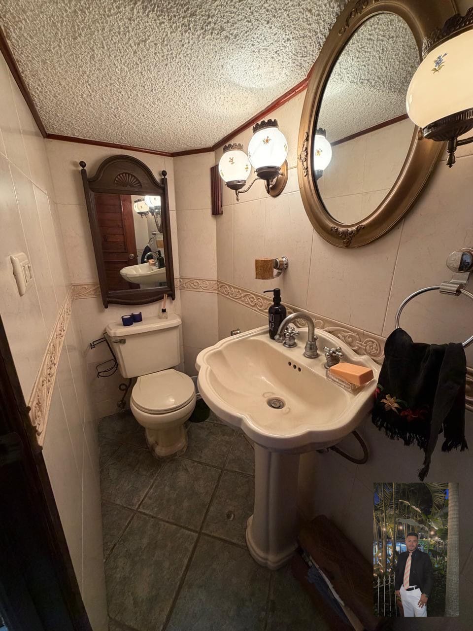 Hermosa casa en condominio zona 10 💎 — Casa en Venta en Zona 10, Guatemala, Ciudad — foto 14 de 15