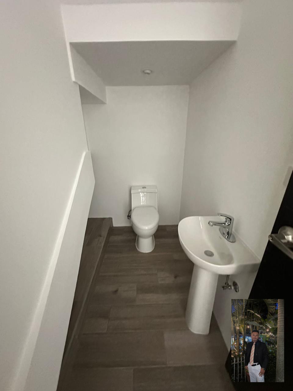 Hermosa casa en zona 16 💎 — Casa en Venta en Carretera a El Salvador, Guatemala, Ciudad — foto 2 de 14