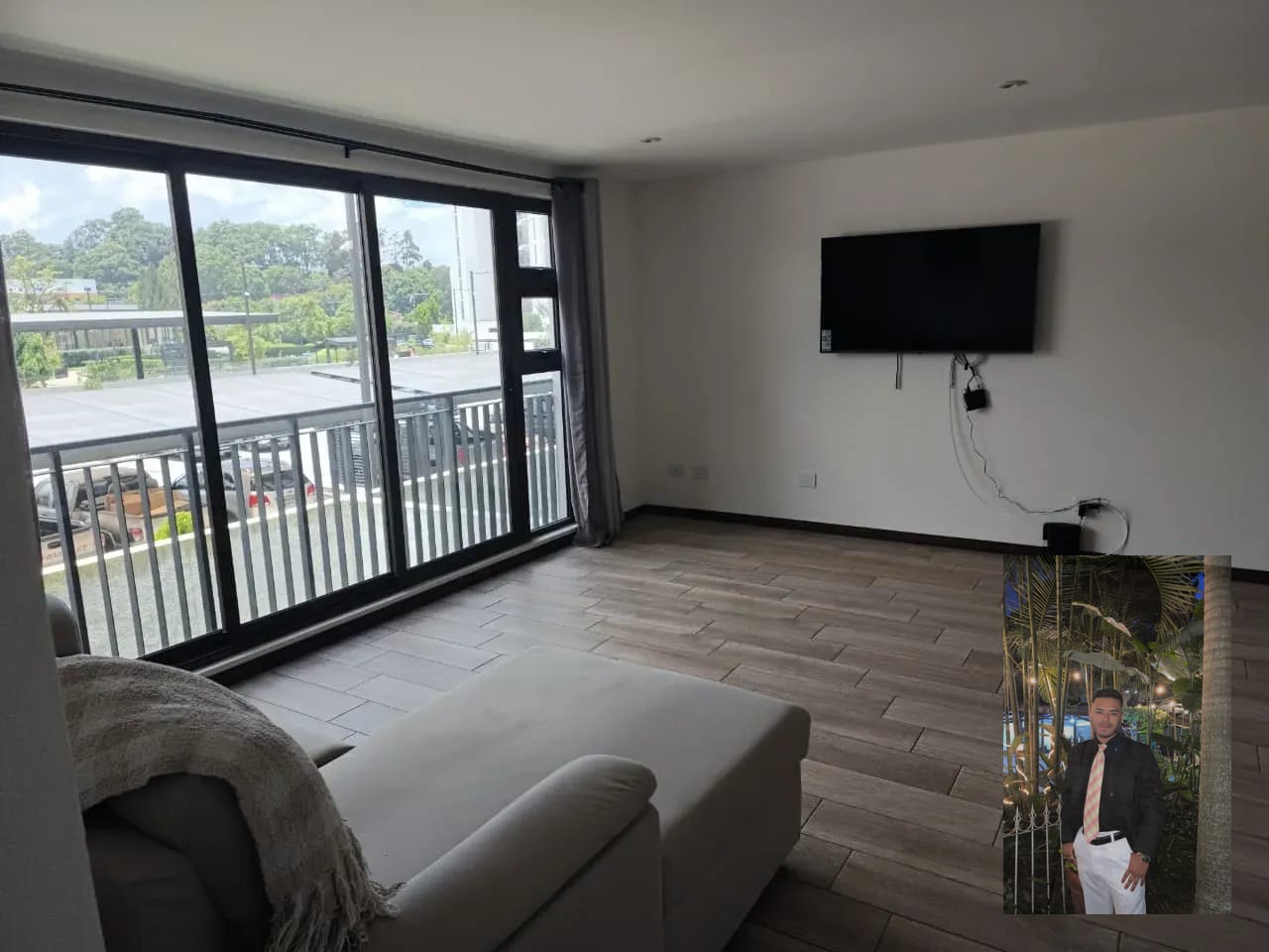 bello apartamento en venta, exclusivo en zona 16 — Apartamento en Venta en Zona 16, Guatemala, Ciudad — foto 7 de 15