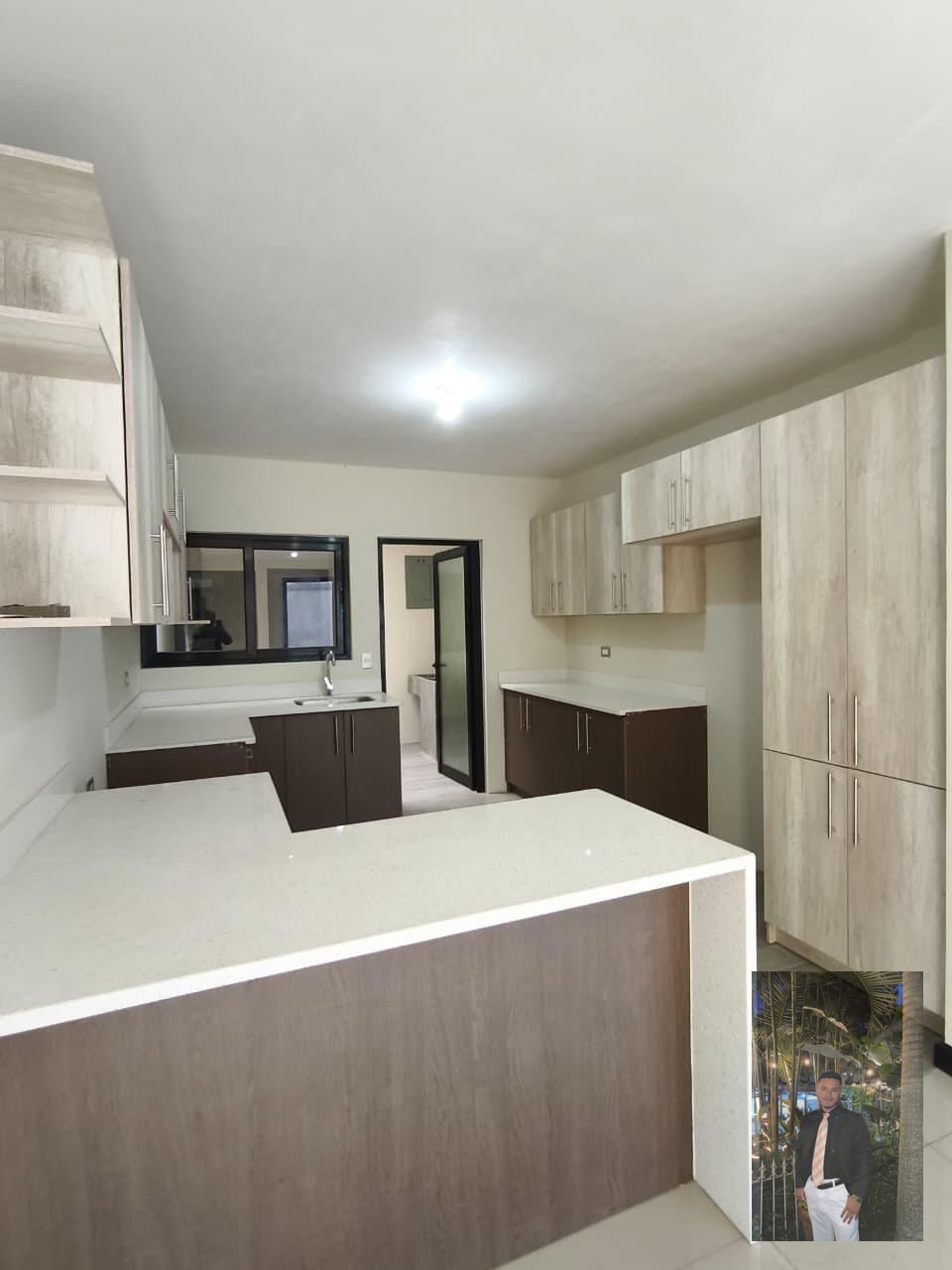 🔰 Casa Nueva en Venta – Hacienda Real Zona 16 — Casa en Venta en Zona 16, Guatemala, Ciudad — foto 9 de 14