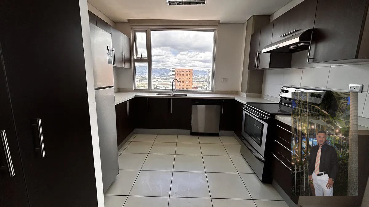 VENTA Penthouse | Edificio Torre Catorce, Zona 14 — Apartamento en Venta en Zona 14, Guatemala, Ciudad — foto 16 de 17