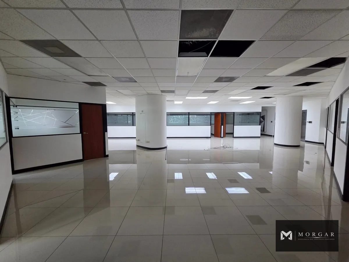 Oficina en alquiler en Zona 10 de 785.45 m² por $ 11,781.80 — Oficina en Alquiler en Zona 10, Guatemala, Ciudad — foto 9 de 10