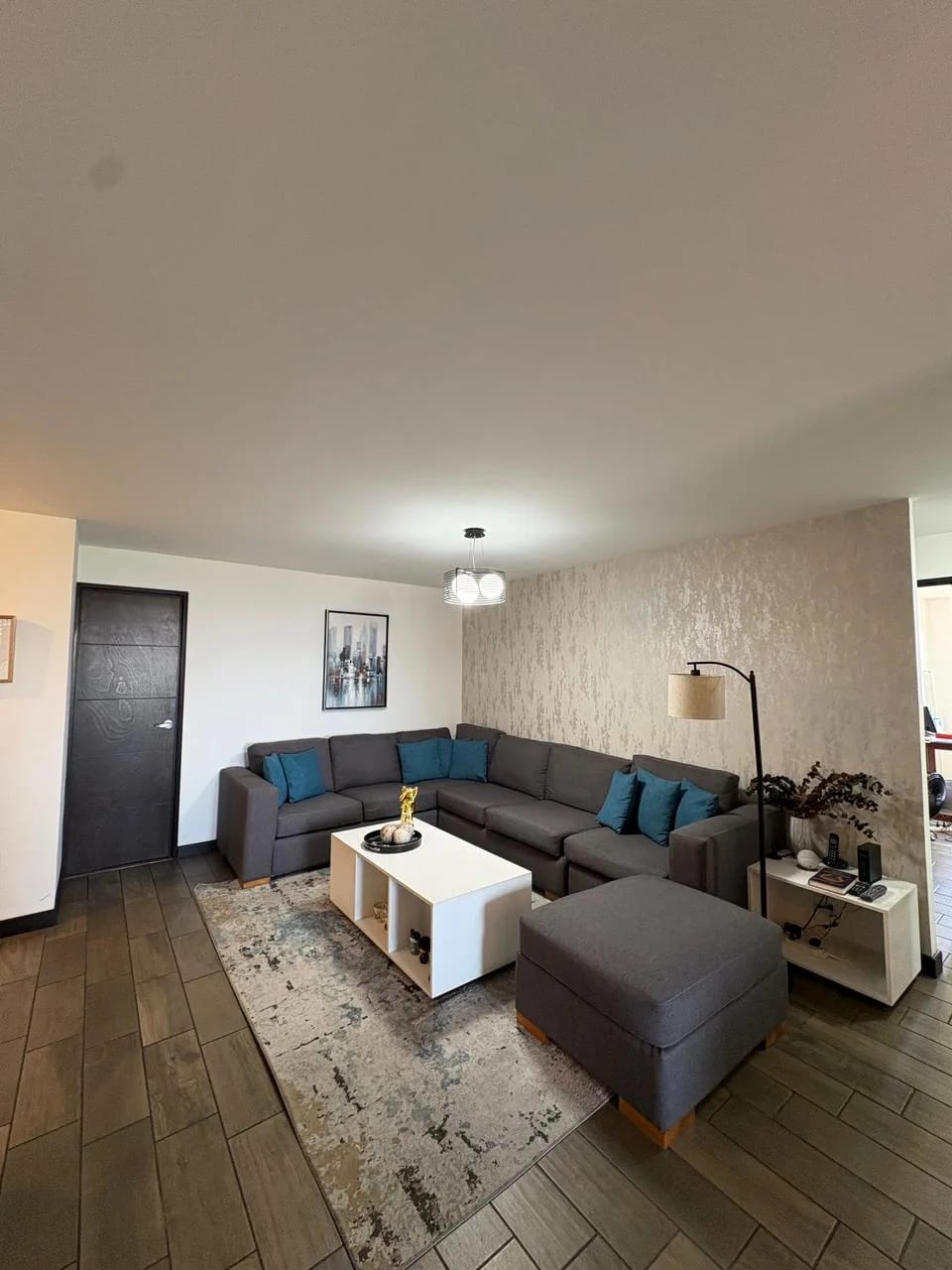 Vendo amplio apartamento en Z. 10 — Apartamento en Venta en Verona, Zona 10, Guatemala, Ciudad — foto 13 de 17