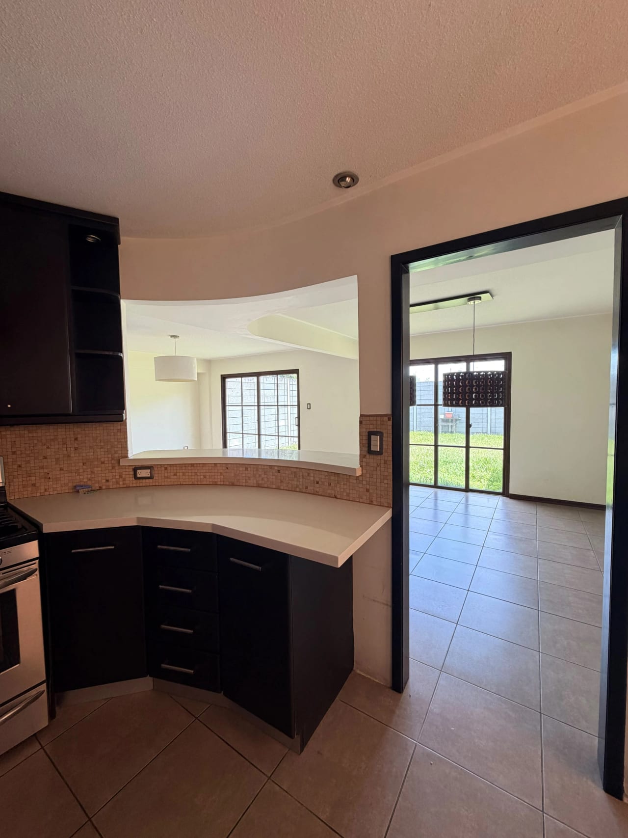 Vendo linda casa en zona 16, Villa Suiza — Casa en Venta en Zona 16, Guatemala, Ciudad — foto 6 de 17