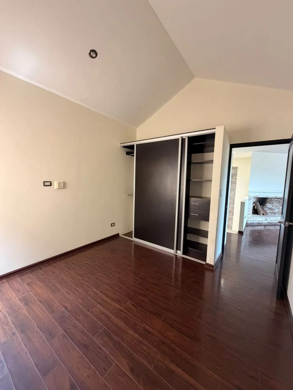 Vendo linda casa en zona 16, Villa Suiza — Casa en Venta en Zona 16, Guatemala, Ciudad — foto 14 de 17