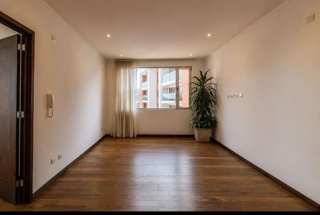 Vendo amplio y lujoso apartamento en zona 14 — Apartamento en Venta en Asti, Zona 14, Guatemala, Ciudad — foto 2 de 6