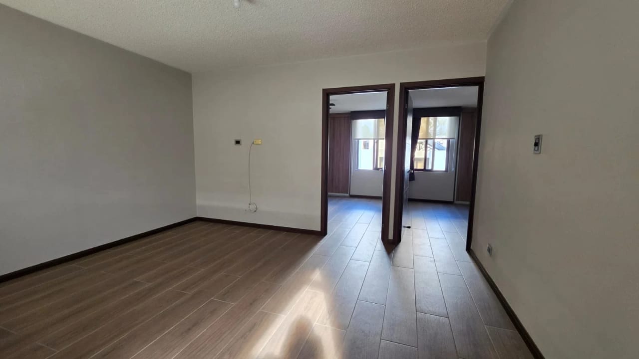 Vendo espectacular casa en Z. 16 Home 16 — Casa en Venta en Home 16, Zona 16, Guatemala, Ciudad — foto 16 de 17