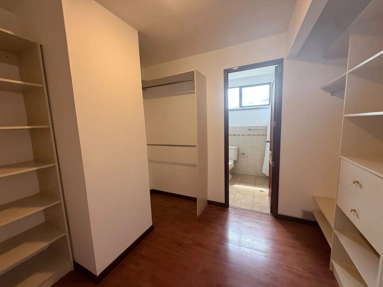 Vendo apartamento en zona 14 edificio Bellini — Apartamento en Venta en Bellini, Zona 14, Guatemala, Ciudad — foto 6 de 8