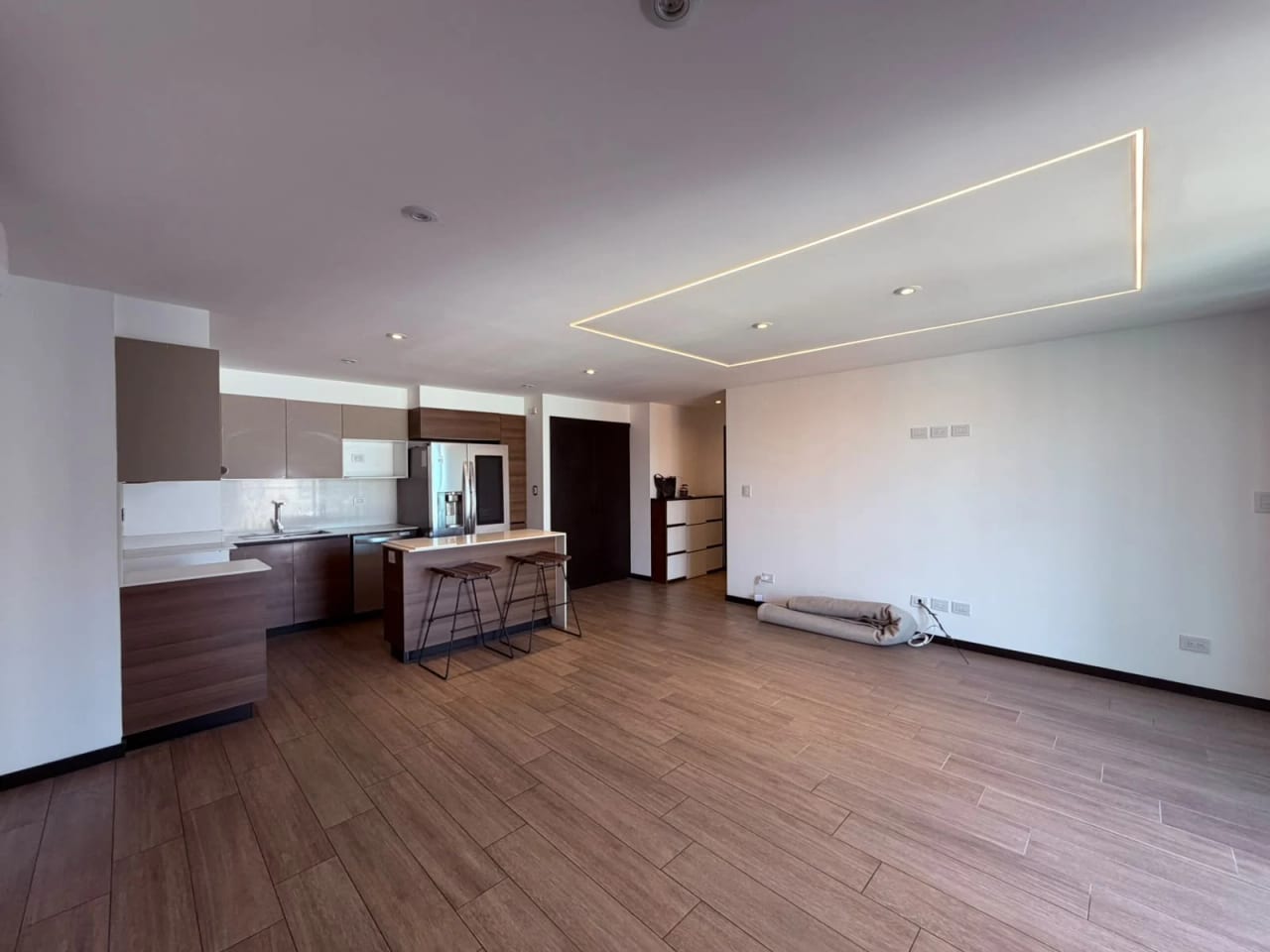 Vendo o alquilo apartamento en Z.10 IQ10 — Apartamento en Venta en IQ10, Zona 10, Guatemala, Ciudad — foto 1 de 11