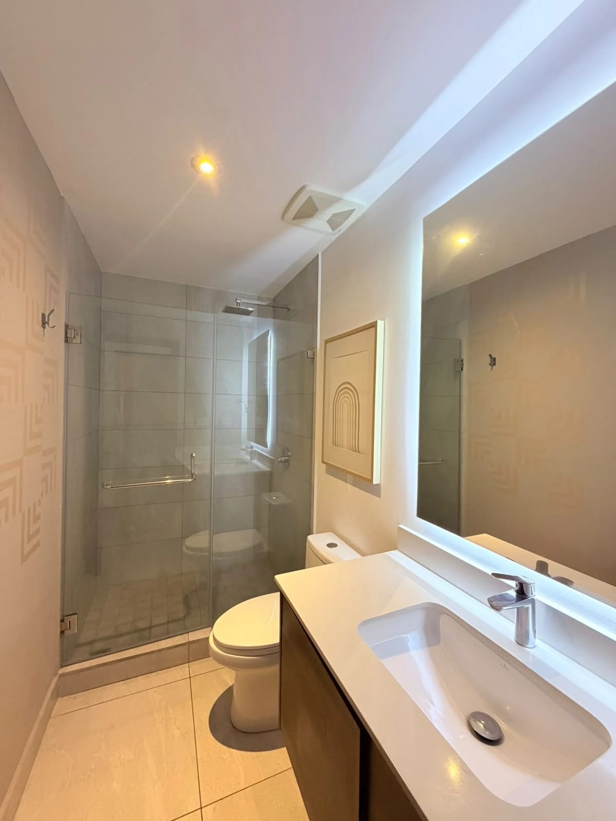 Vendo o alquilo apartamento en Z.10 IQ10 — Apartamento en Venta en IQ10, Zona 10, Guatemala, Ciudad — foto 10 de 11