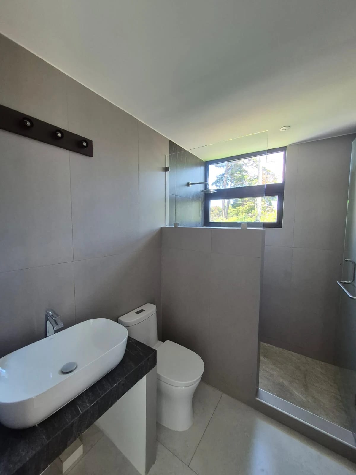 Casa para Estrenar en Condominio Arrazola 1, km 17.5 CAES — Casa en Venta en Carretera a El Salvador, Guatemala, Ciudad — foto 12 de 17