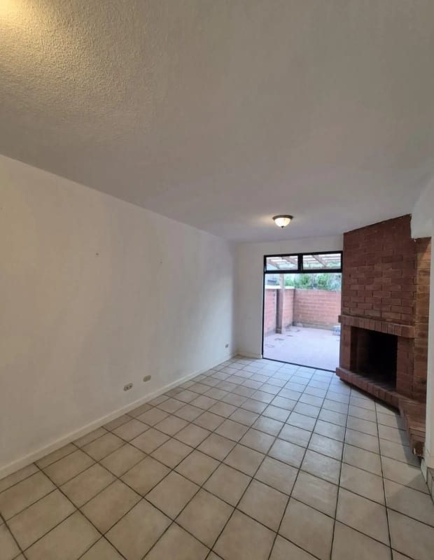 En Venta Townhouse KM 15 CAES, Frente a Condado Concepción — Casa en Venta en km 11-15, Carretera a El Salvador, Guatemala, Ciudad — foto 17 de 17