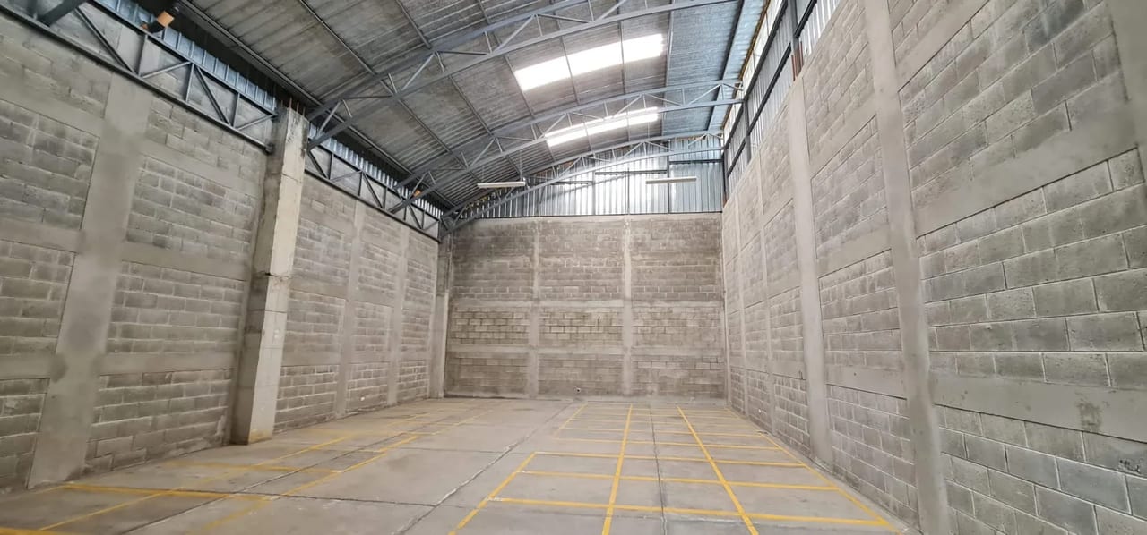 Rento Ofibodega en el Naranjo — Bodega / Ofibodega en Alquiler en Zona 4 Mixco, Guatemala, Ciudad — foto 4 de 5