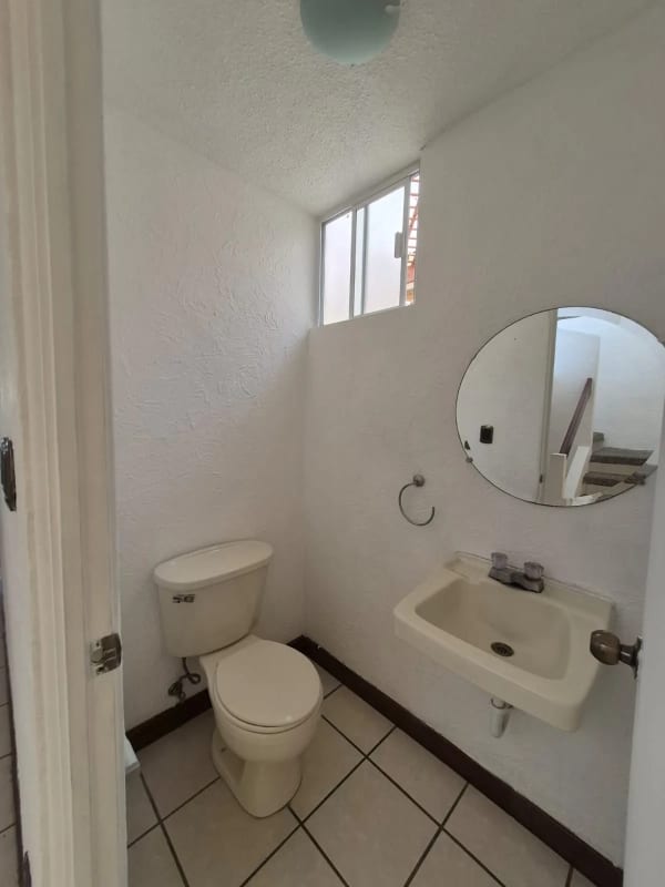 Vendo Casa en Providencia Entrada a San José Pinula KM. 18.5 CAES — Casa en Venta en San José Pinula, Guatemala, Ciudad — foto 12 de 15
