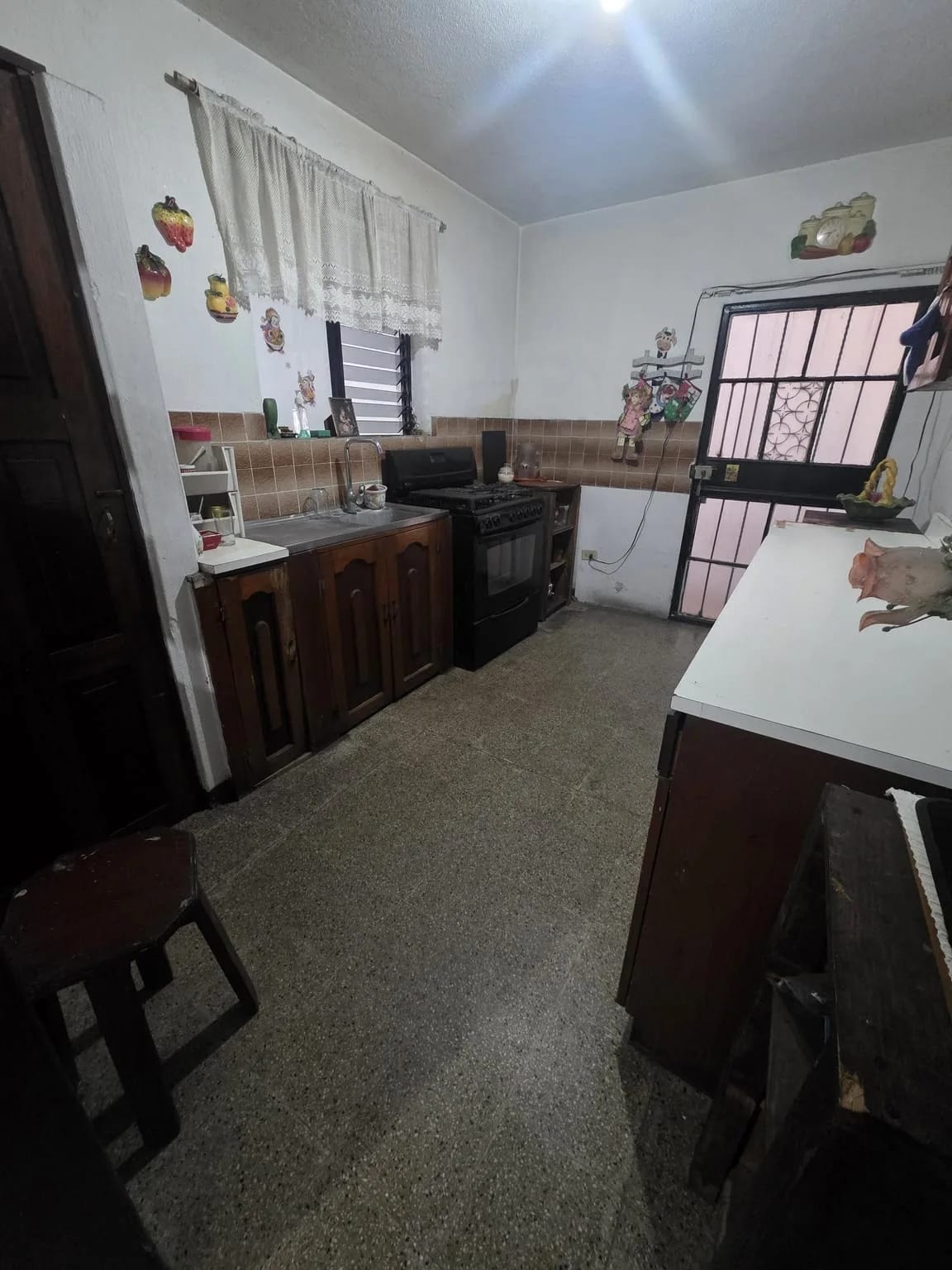 Casa en Venta Zona 7 Calzado Mateo Flores para Oficinas o Vivienda — Casa en Venta en Zona 7, Guatemala, Ciudad — foto 4 de 13