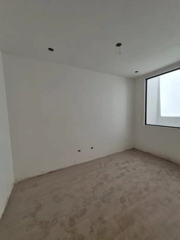 Vendo Casa para Estrenar Hacienda Real, Zona 16 — Casa en Venta en Hacienda Real, Zona 16, Guatemala, Ciudad — foto 3 de 9