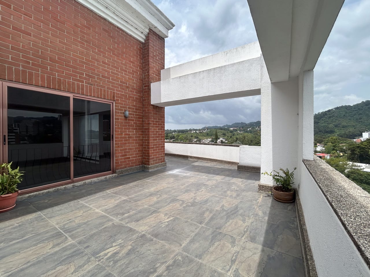 Lindo Penthouse en Venta Zona 15, Vista Hermosa 1 — Apartamento en Venta en Vista Hermosa I, Zona 15, Guatemala, Ciudad — foto 10 de 17