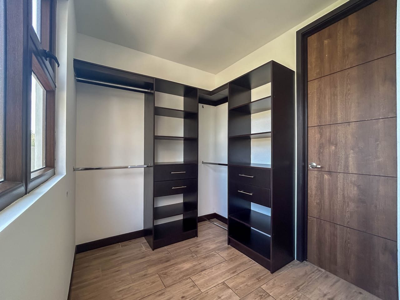 En Renta apartamento en Oakland, Zona 10 — Apartamento en Alquiler en Zona 10, Guatemala, Ciudad — foto 5 de 16