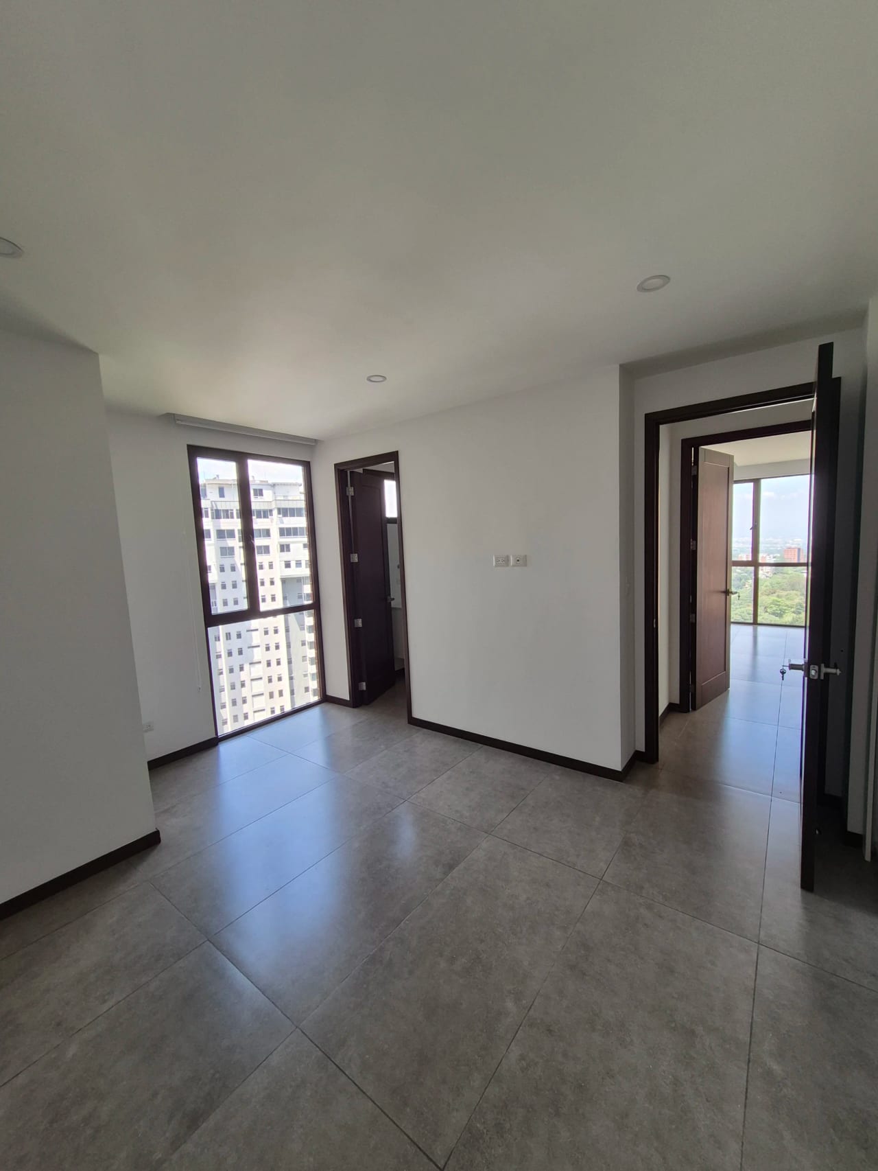 Moderno Apartamento en Renta Sector San Lázaro, Zona 15 — Apartamento en Alquiler en San Lázaro, Zona 15, Guatemala, Ciudad — foto 9 de 11
